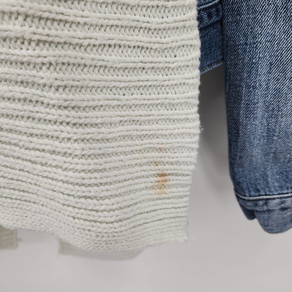 Abercrombie & Fitch denim jacket with built in scarf size XS - Picture 2 of 9